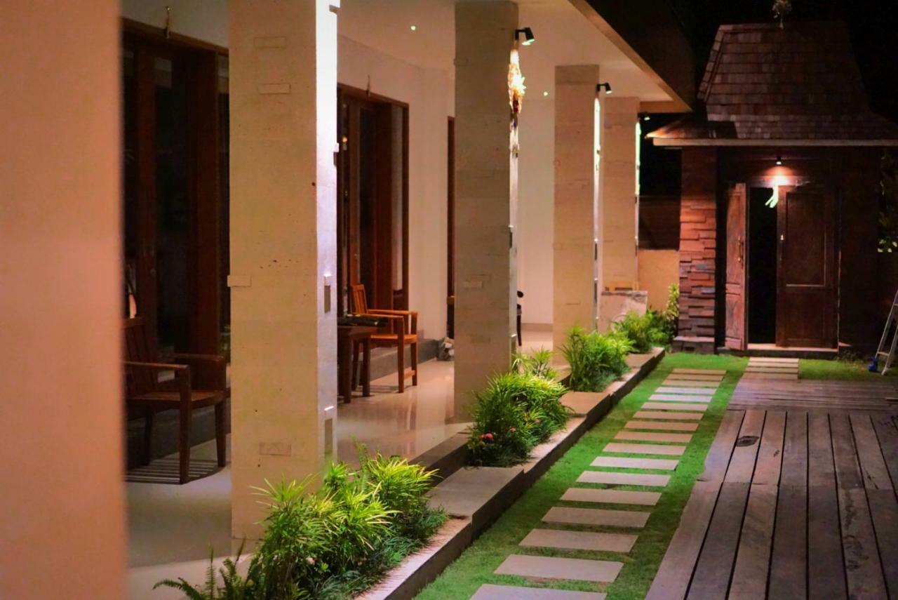 Indah Bali Guesthouse Canggu  Exterior photo