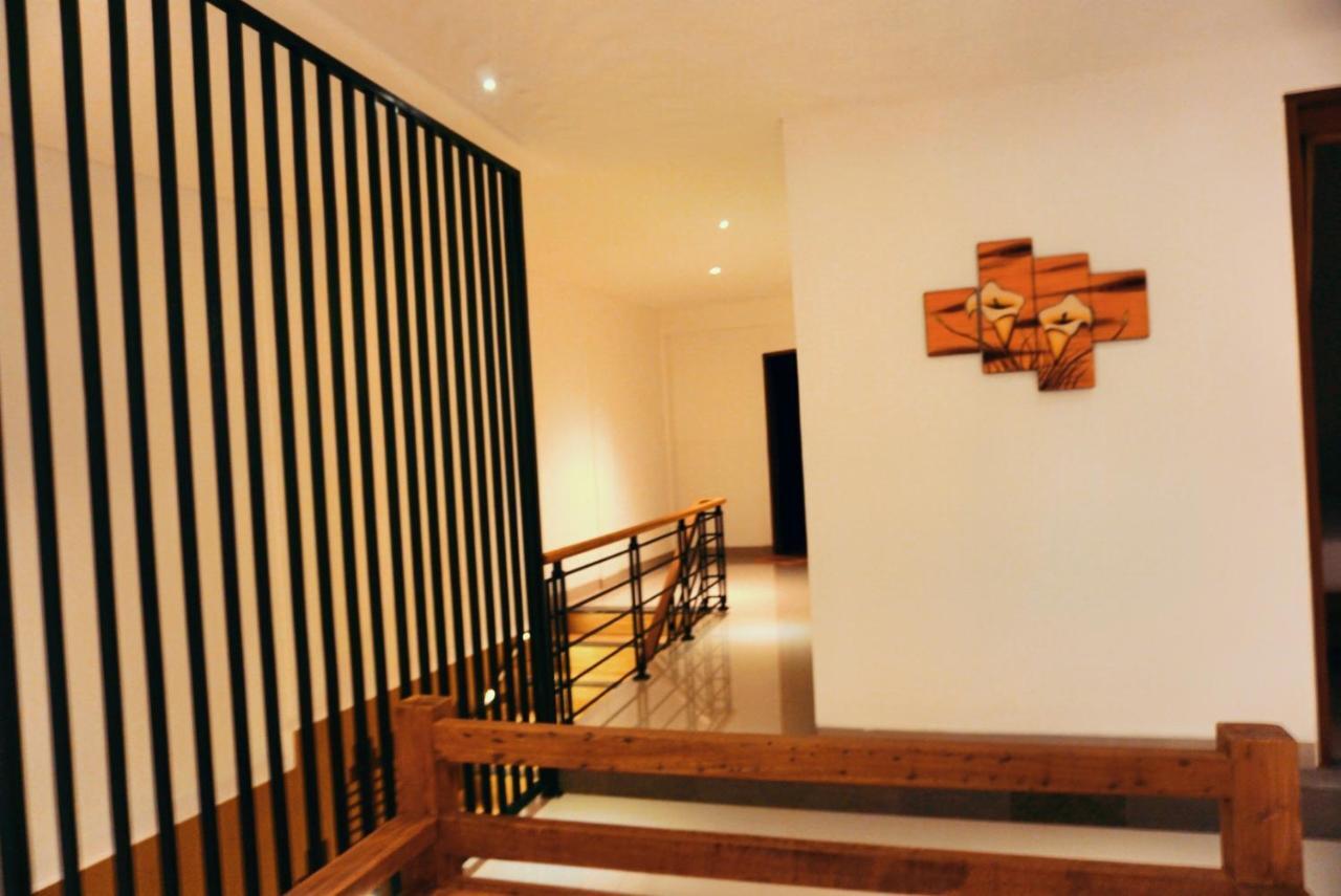Indah Bali Guesthouse Canggu  Exterior photo